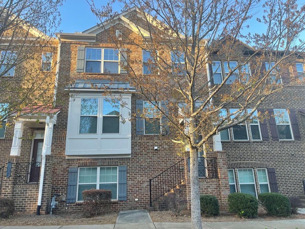 3340 Twinrose Pl, Alpharetta, GA 30004; 4BR/3.5B Townhome for Lease at $2900/month