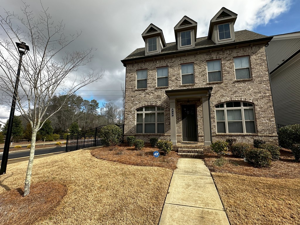 610 Central Park Overlook, Alpharetta, GA 30004; 4BR/3.5BA Forsyth home for rent at $4,000/month